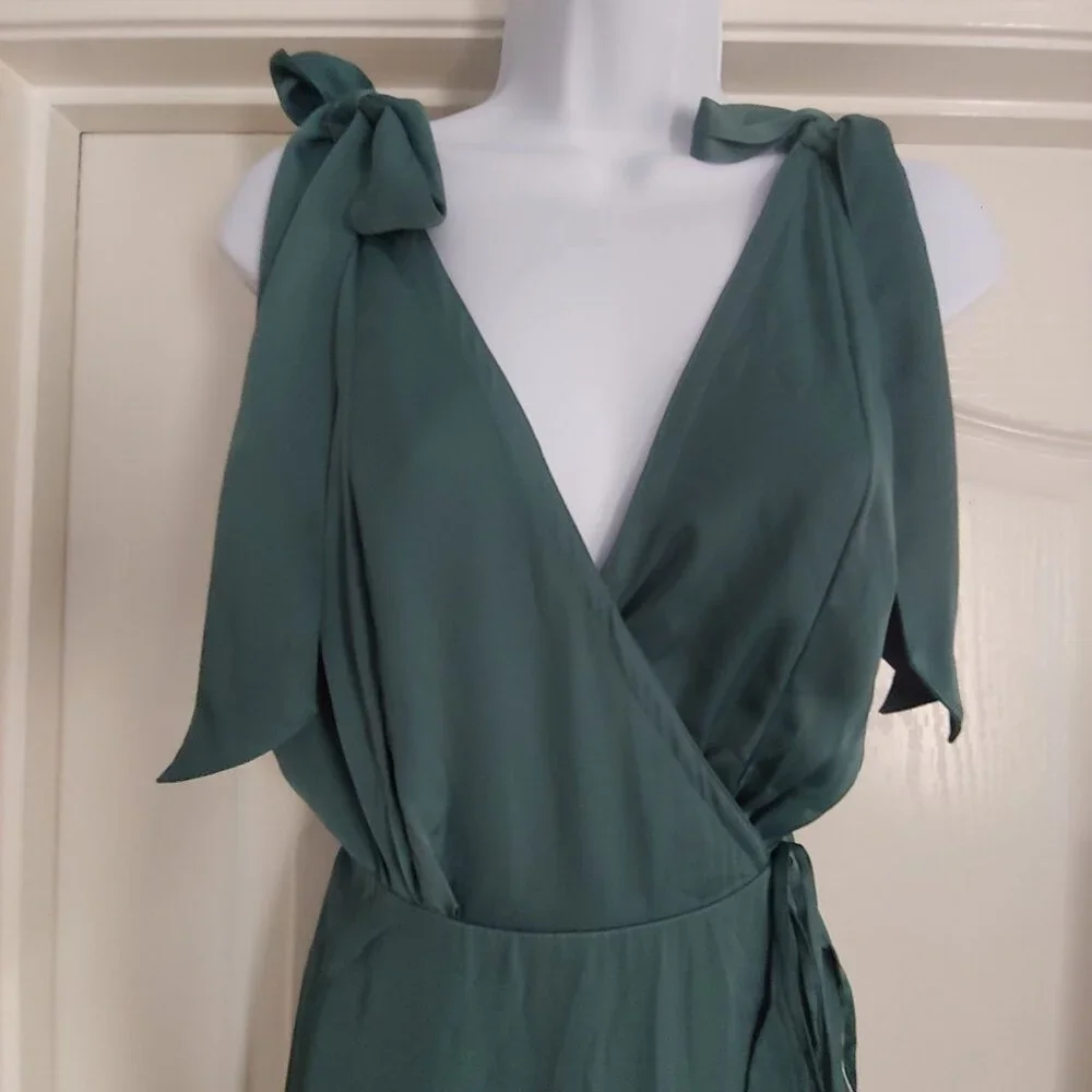 Abercrombie & Fitch Grecian Wrap Forrest Green Flowy Silky Maxi Dress Mt
